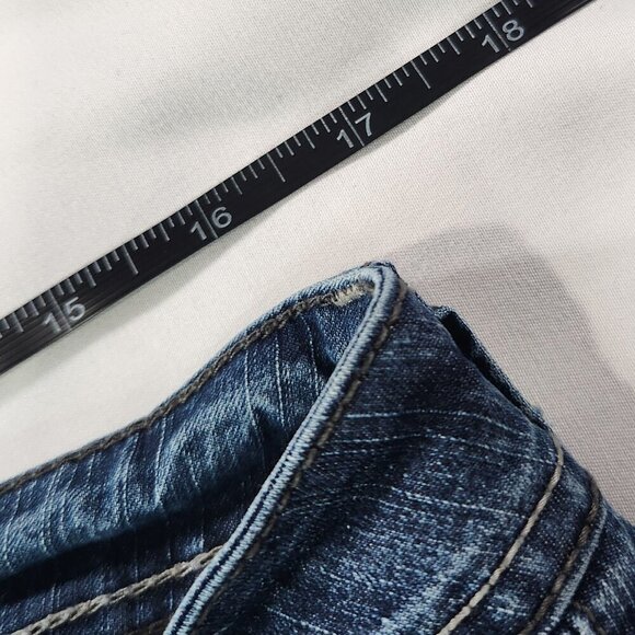 YMI  Junior's Jeans Size 15  Lot C - Picture 4 of 5